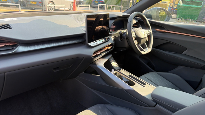 CUPRA Terramar 1.5 eTSI 150 V2 5dr DSG Petrol Hatchback - Image 2